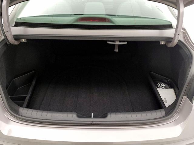 Photo of 2022 Gray Hyundai ELANTRA