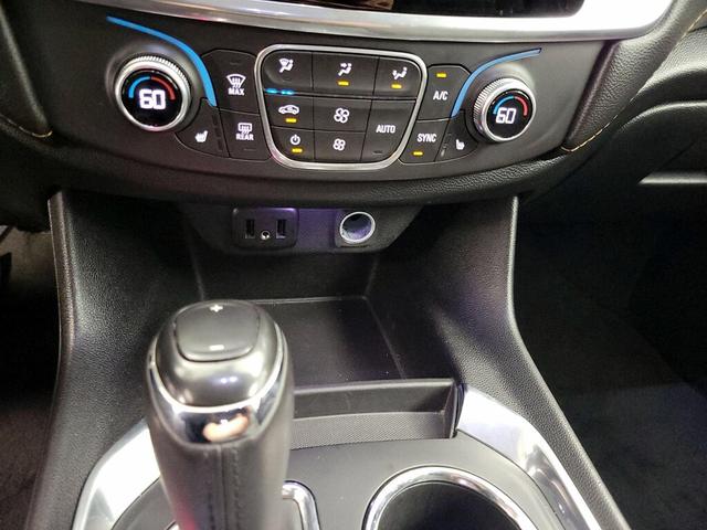 Photo of 2019 Gray Chevrolet Traverse