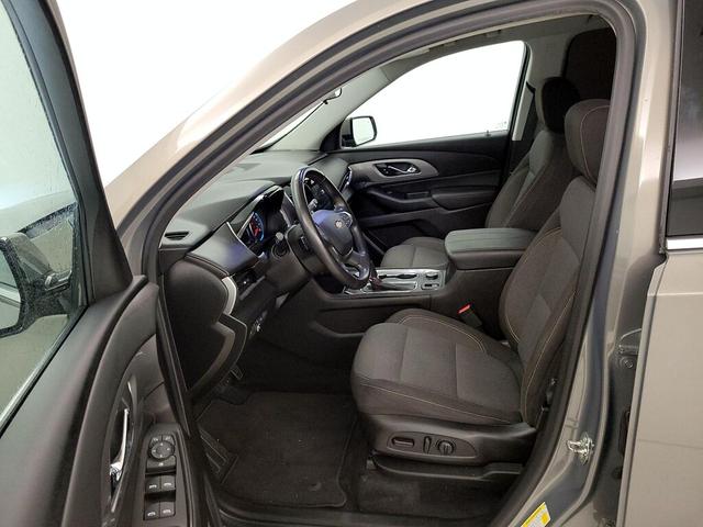 Photo of 2019 Gray Chevrolet Traverse