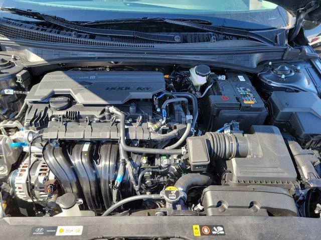 Photo of 2025 Black Hyundai ELANTRA