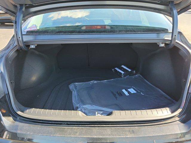 Photo of 2025 Black Hyundai ELANTRA