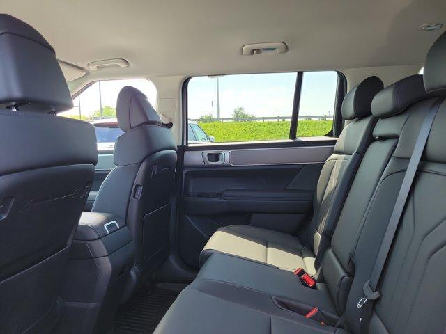 Photo of 2025 White Hyundai SANTA FE