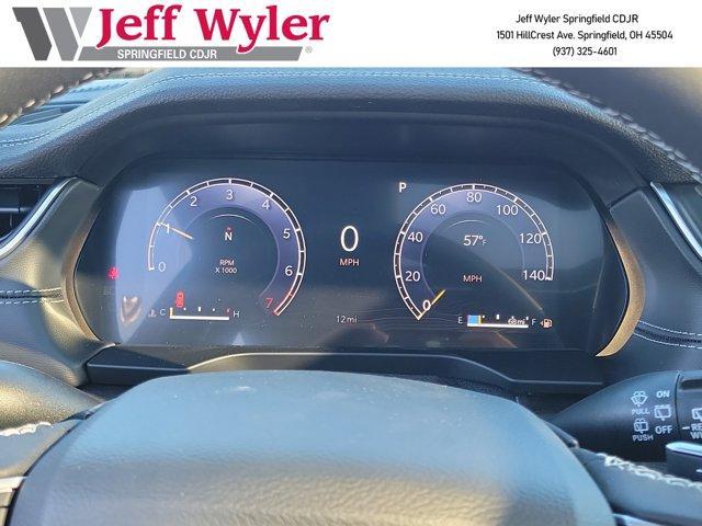 Photo of 2025 Diamond Black Jeep Grand Cherokee