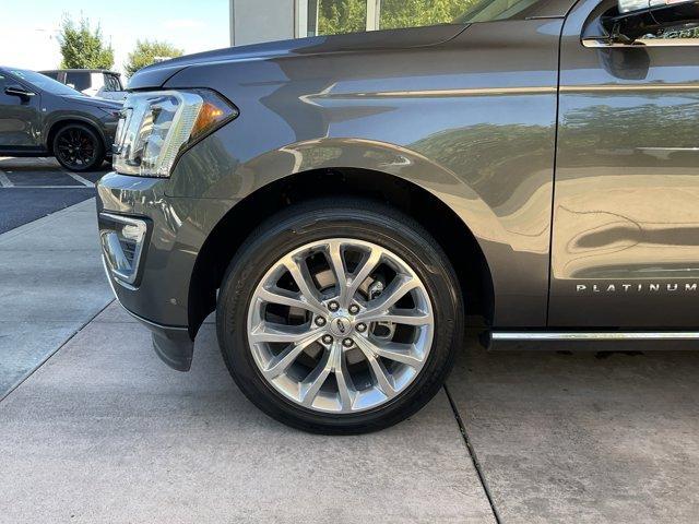 Photo of 2019 Magnetic Ford Expedition