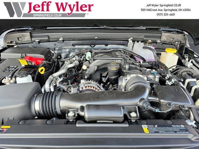 Photo of 2025 Black Clearcoat Jeep Gladiator