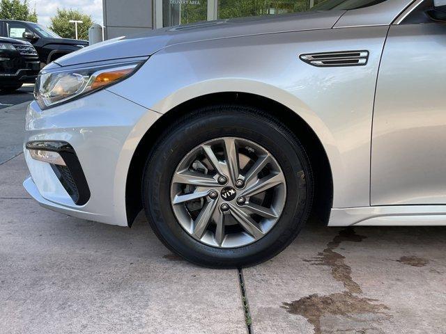 Photo of 2019 Sparkling Silver Kia Optima
