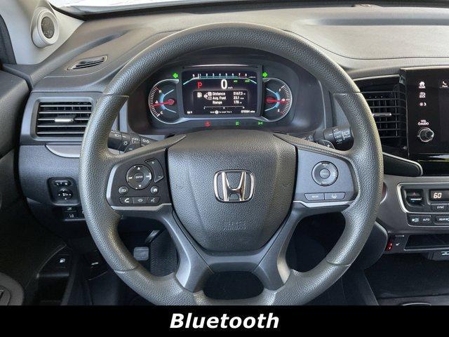 Photo of 2021 White Honda Pilot