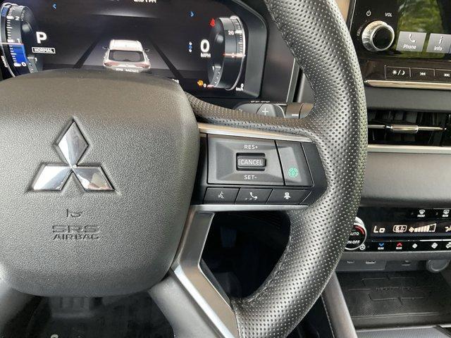 Photo of 2024 Black Mitsubishi Outlander PHEV