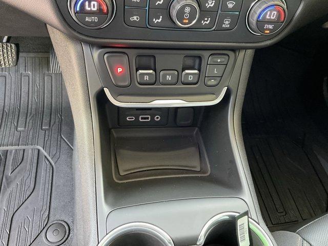 Photo of 2020 Quicksilver Metallic GMC Terrain