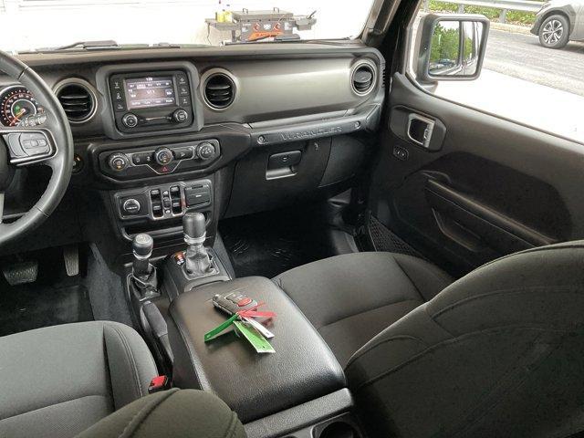Photo of 2019 Black Clearcoat Jeep Wrangler Unlimited