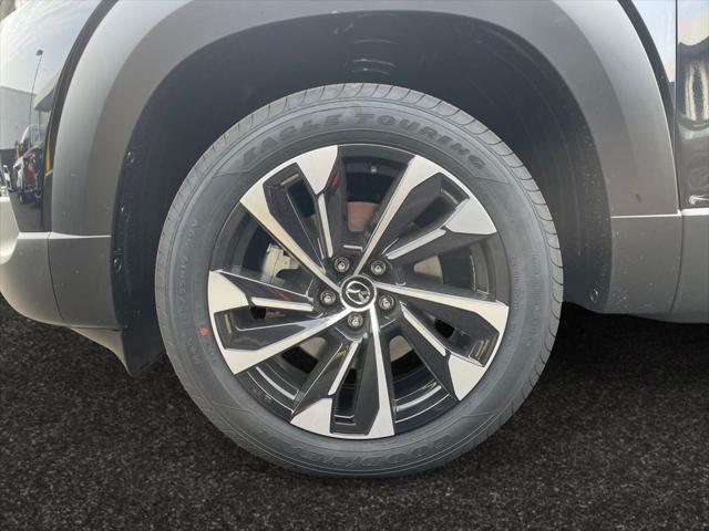 Photo of 2025 Black Metallic Mazda CX-50 Hybrid