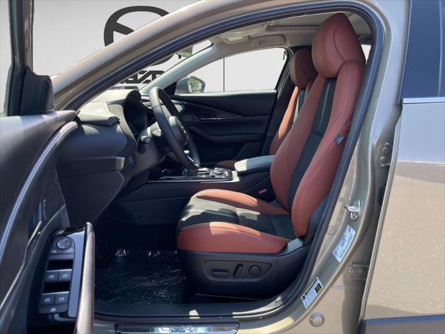 Photo of 2025 Zircon Sand Metallic Mazda CX-30