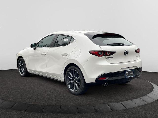 Photo of 2025 Snowflake White Pearl Mica Mazda Mazda3