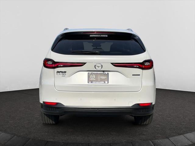 Photo of 2025 Rhodium White Premium Mazda CX-90 PHEV