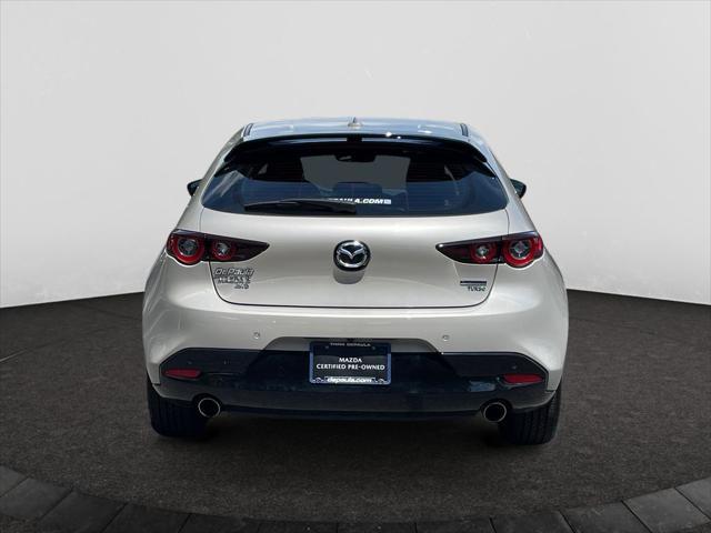 Photo of 2025 Platinum Quartz Metallic Mazda Mazda3