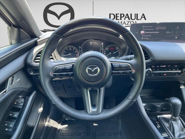 Photo of 2025 Platinum Quartz Metallic Mazda Mazda3