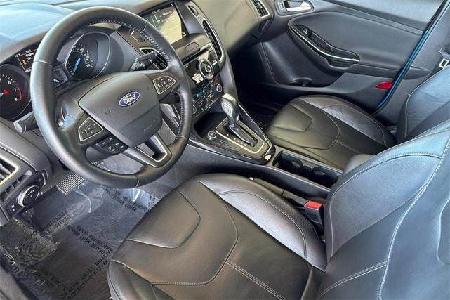 Photo of 2016 Blue Candy Ford Focus