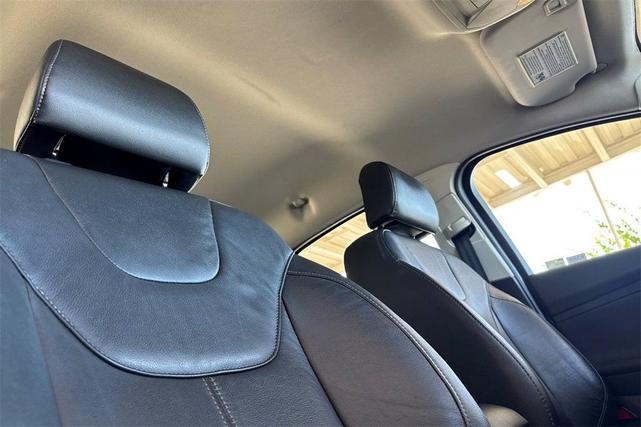Photo of 2016 Blue Candy Ford Focus