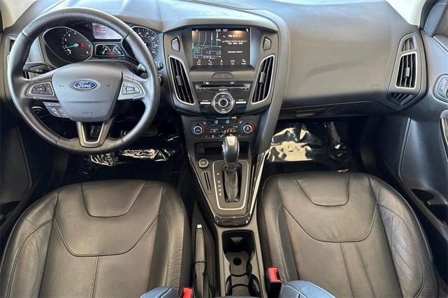 Photo of 2016 Blue Candy Ford Focus