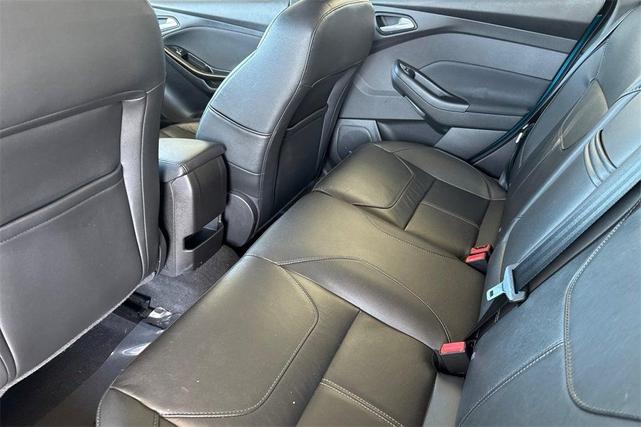 Photo of 2016 Blue Candy Ford Focus