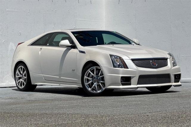 Photo of 2011 White Diamond Clearcoat Cadillac CTS-V