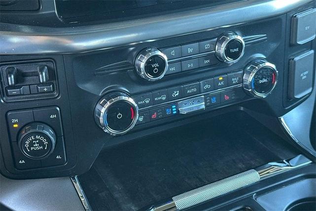 Photo of 2022 Blue Metallic Ford F-150