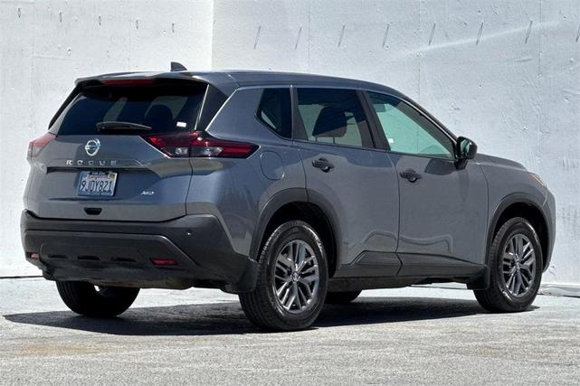 Photo of 2021 Gun Metallic Nissan Rogue