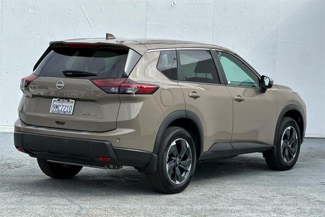 Photo of 2024 Baja Storm Nissan Rogue