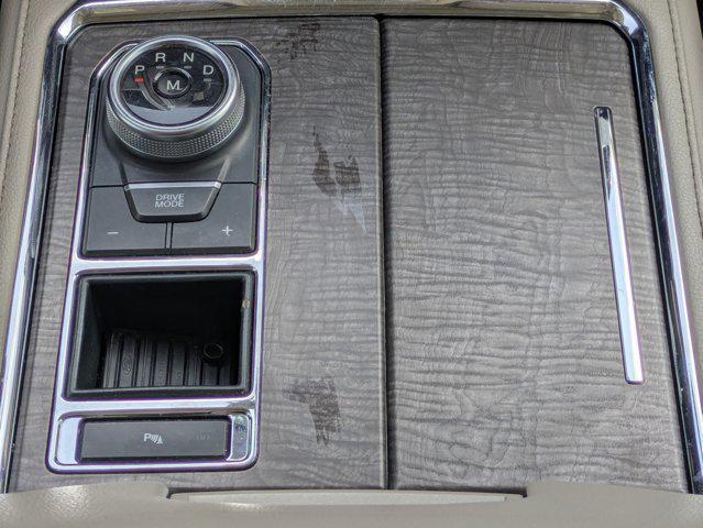 Photo of 2021 Star White Metallic Tri-Coat Ford Expedition