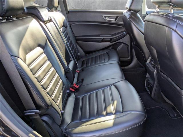 Photo of 2024 Agate Black Metallic Ford Edge
