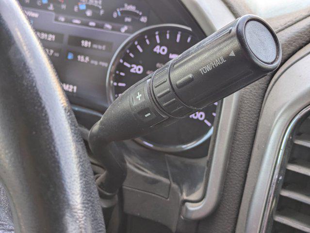 Photo of 2019 Oxford White Ford F-350