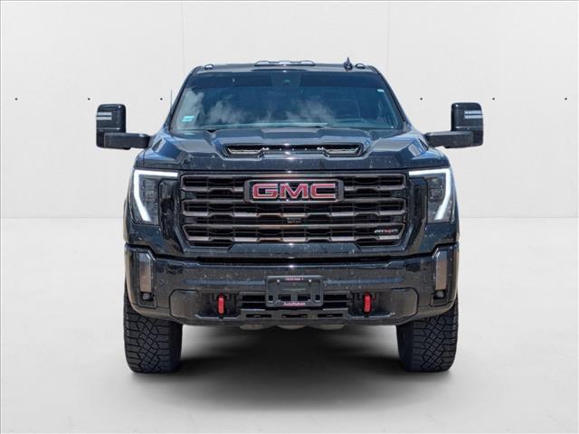 Photo of 2024 Onyx Black GMC Sierra 2500