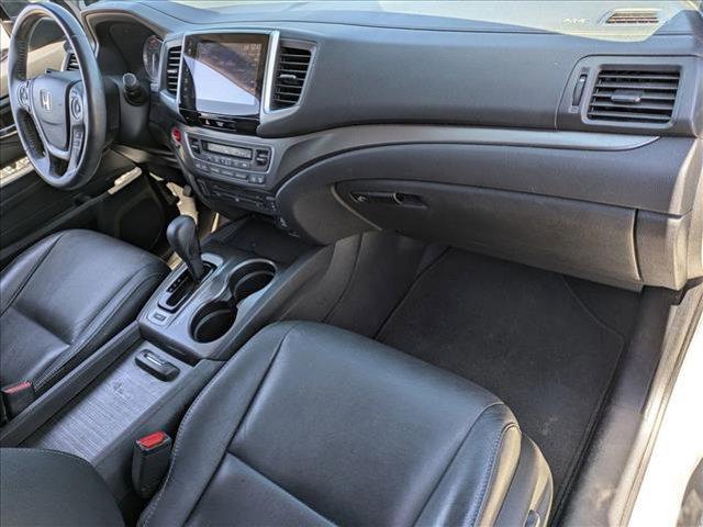 Photo of 2018 White Diamond Pearl Honda Pilot