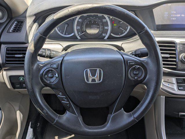 Photo of 2014 White Orchid Pearl Honda Accord