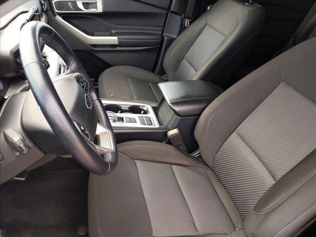 Photo of 2022 Carbonized Gray Metallic Ford Explorer