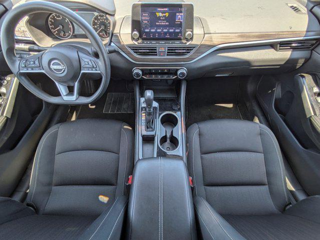 Photo of 2023 Super Black Nissan Altima