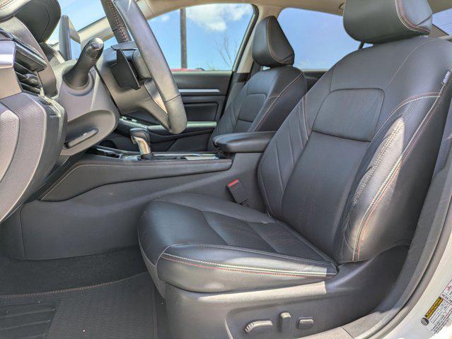 Photo of 2024 Pearl White Tricoat Nissan Altima