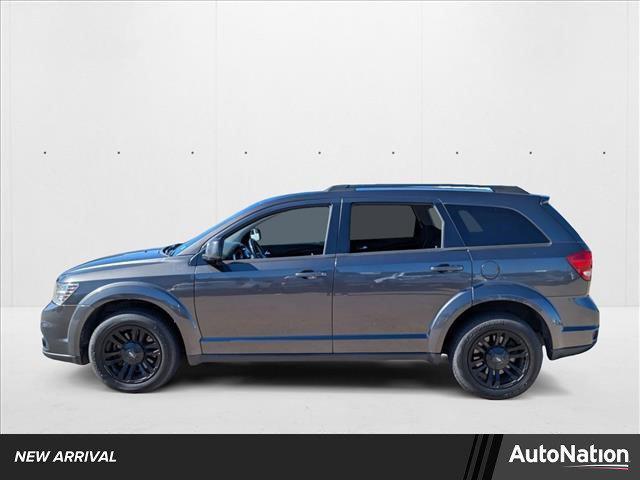 Photo of 2015 Granite Crystal Metallic Clearcoat Dodge Journey