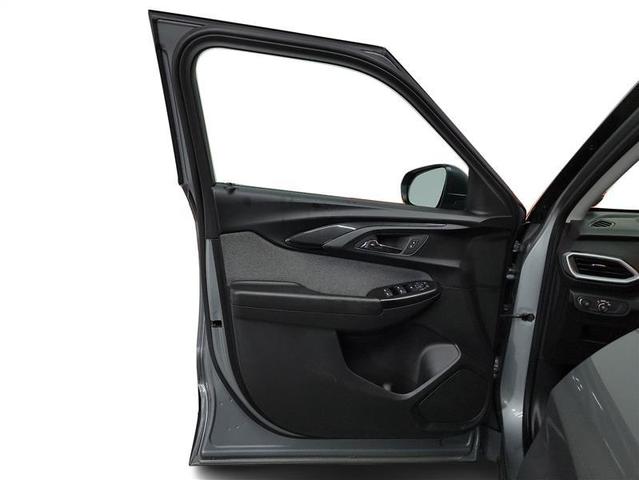 Photo of 2023 Gray Chevrolet Trailblazer