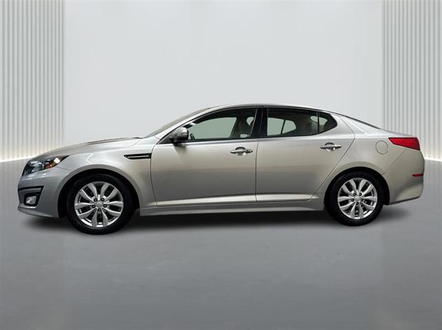 Photo of 2014 Silver Kia Optima