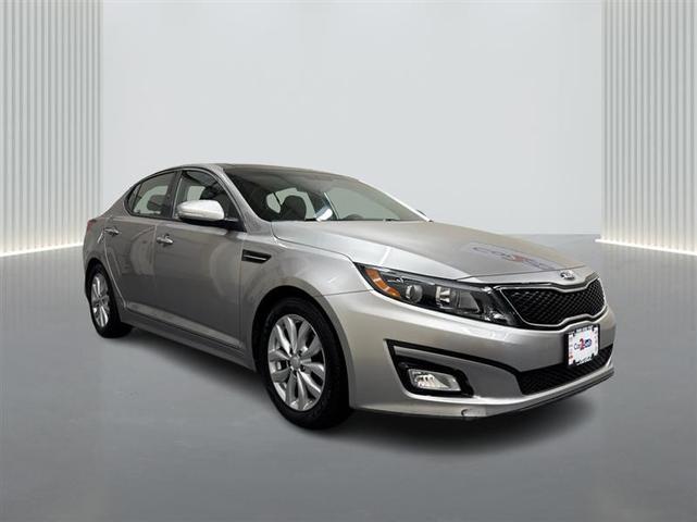 Photo of 2014 Silver Kia Optima