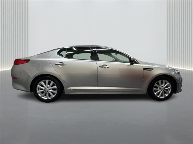 Photo of 2014 Silver Kia Optima