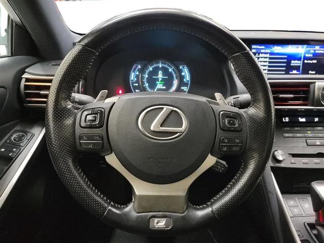 Photo of 2019 White Lexus IS 300