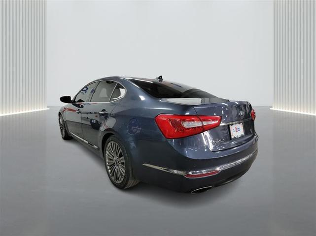 Photo of 2015 Blue Kia Cadenza