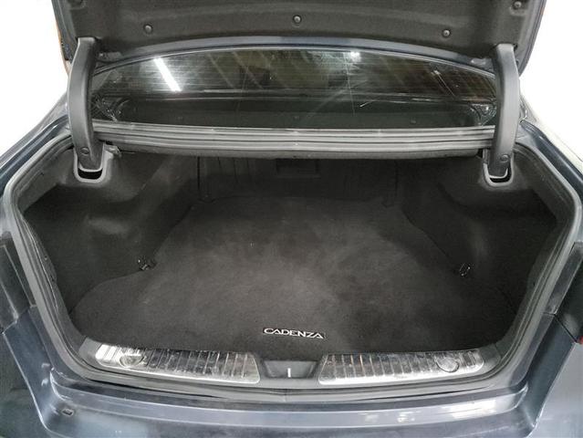 Photo of 2015 Blue Kia Cadenza