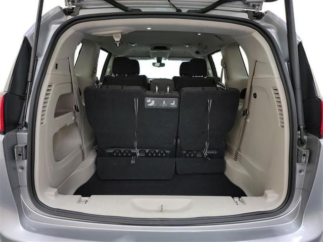 Photo of 2018 Gray Chrysler Pacifica