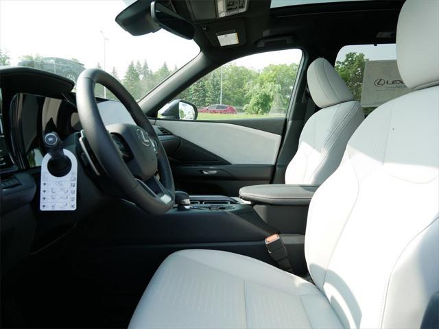 Photo of 2025 08x5 Lexus TX 350