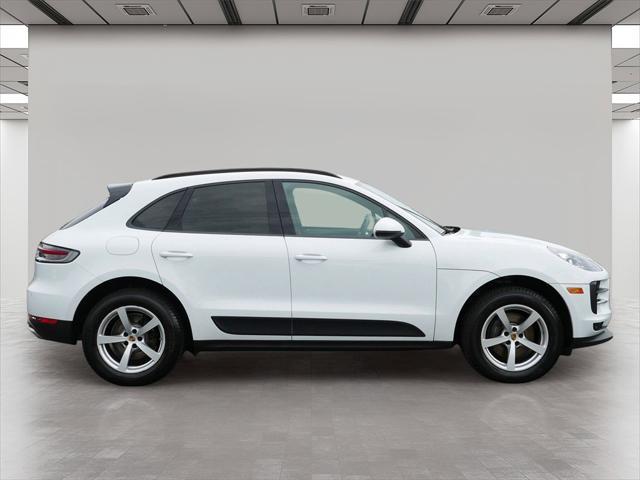 Photo of 2020 White Porsche Macan