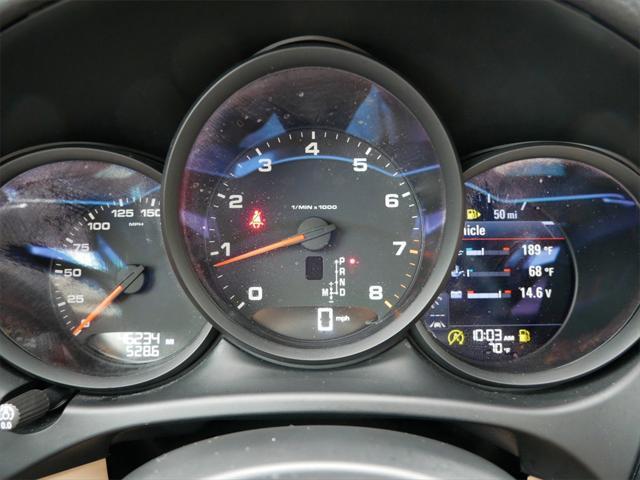 Photo of 2020 White Porsche Macan