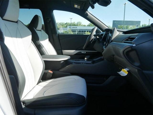 Photo of 2025 0089 Lexus TX 500h